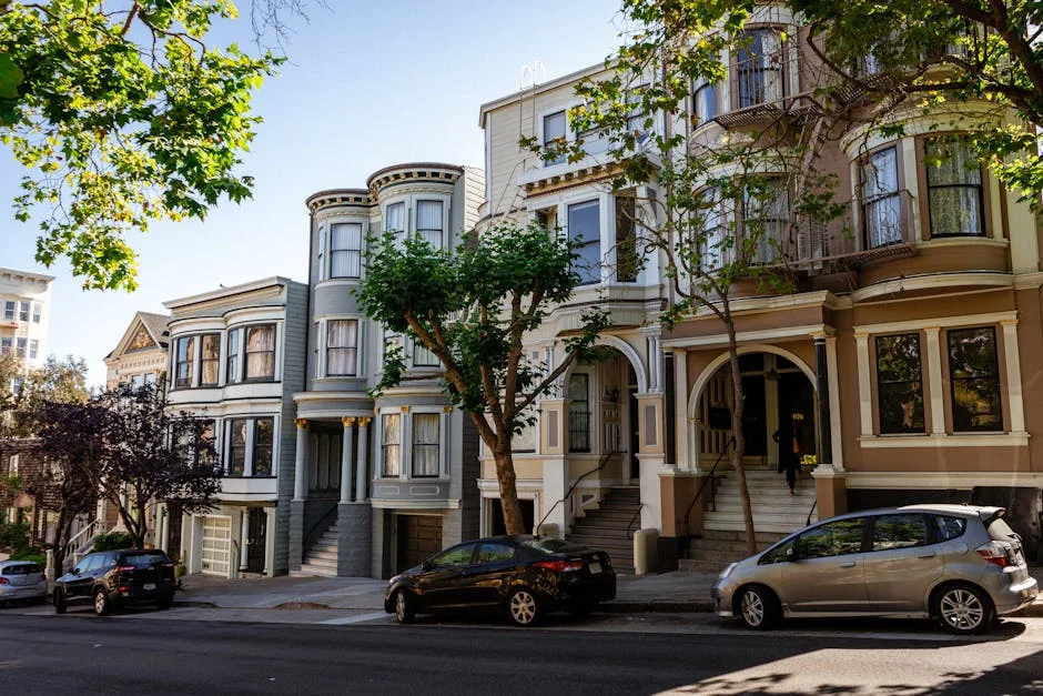 Bellevue Avenue / Mansion District neighborhood in Newport RI
